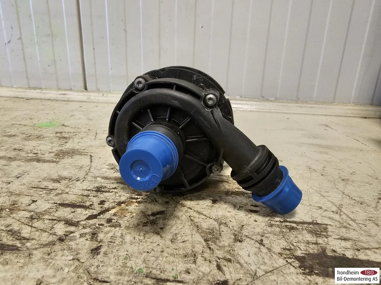 Mercedes EQA H243 2021- Pompă de circulație