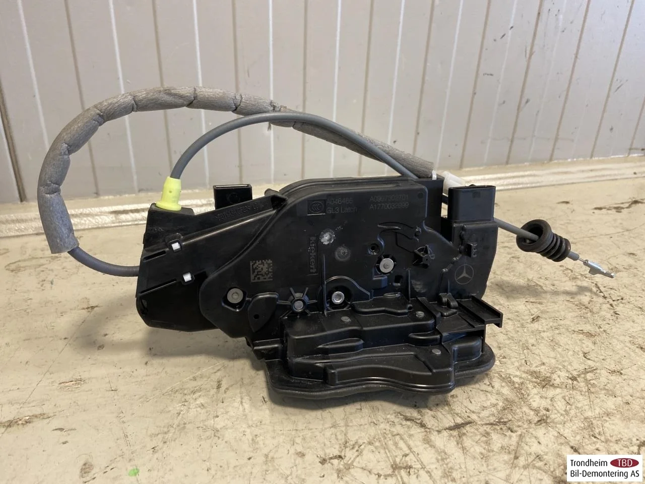 Mercedes EQA H243 2021- Carcasă încuietoare ușă