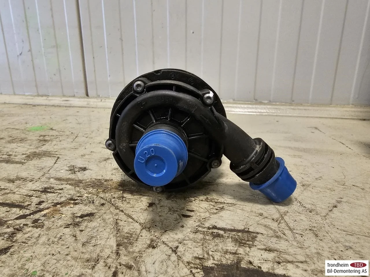 Mercedes EQA H243 2021- Pompă de circulație