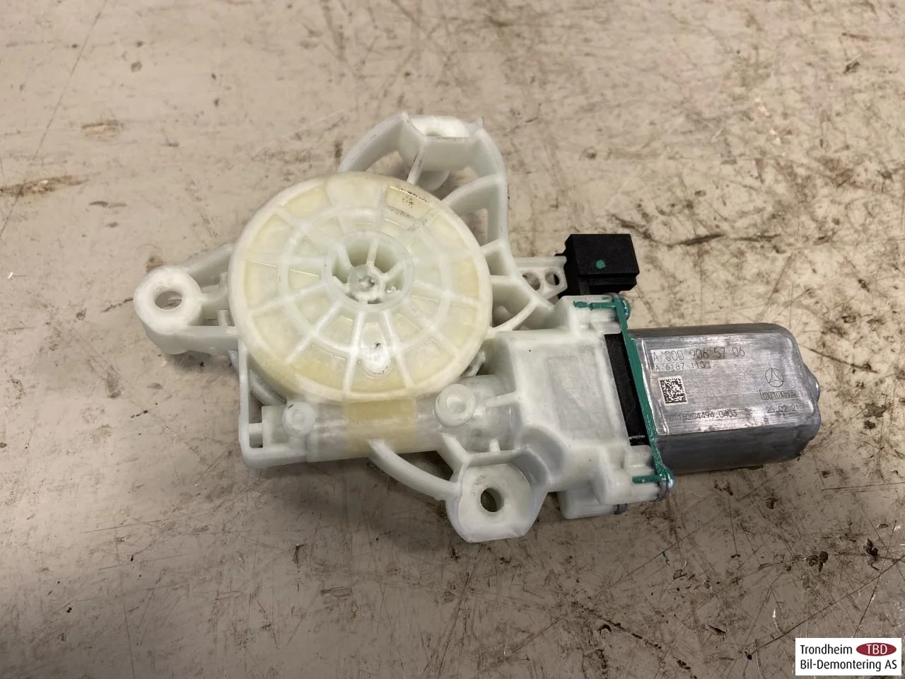 Mercedes EQA H243 2021- Ablakemelő motor vedere 2