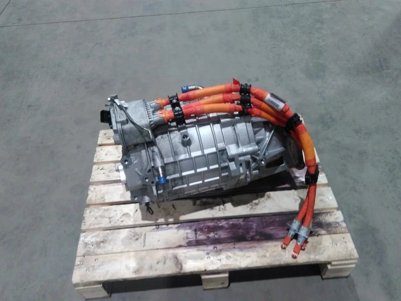 Volvo C40/RECHARGE 2021-> Elektromos motor, első