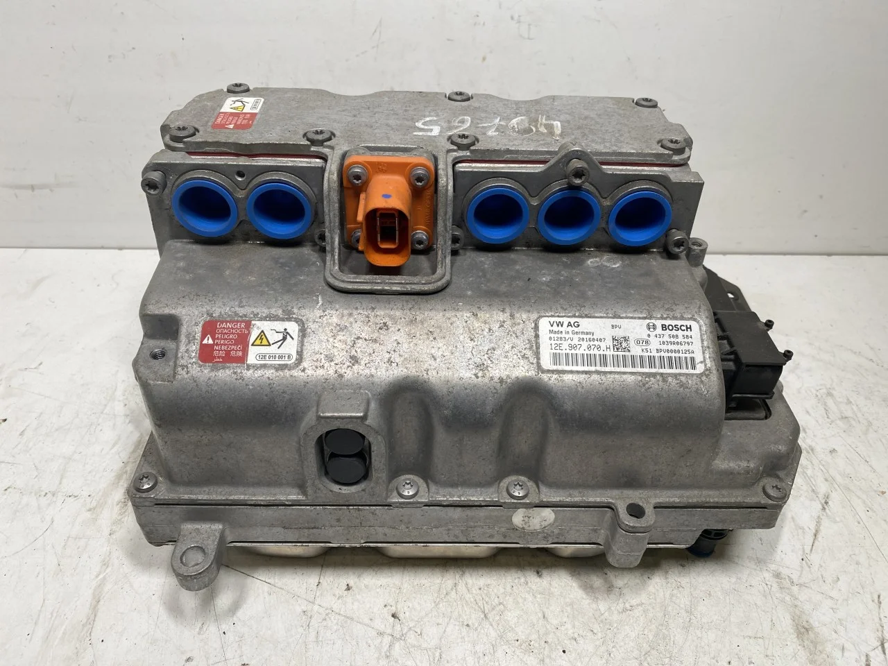 Volkswagen UP!, E-UP! Inverter, 12-220V