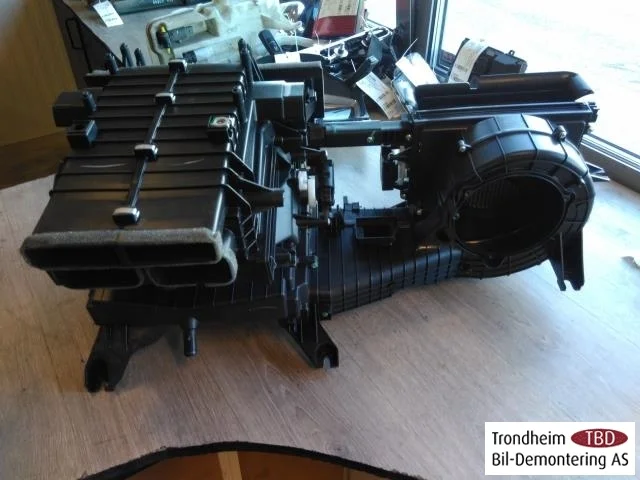 Tesla MODEL S 2013- Heater matrix, without air conditioning