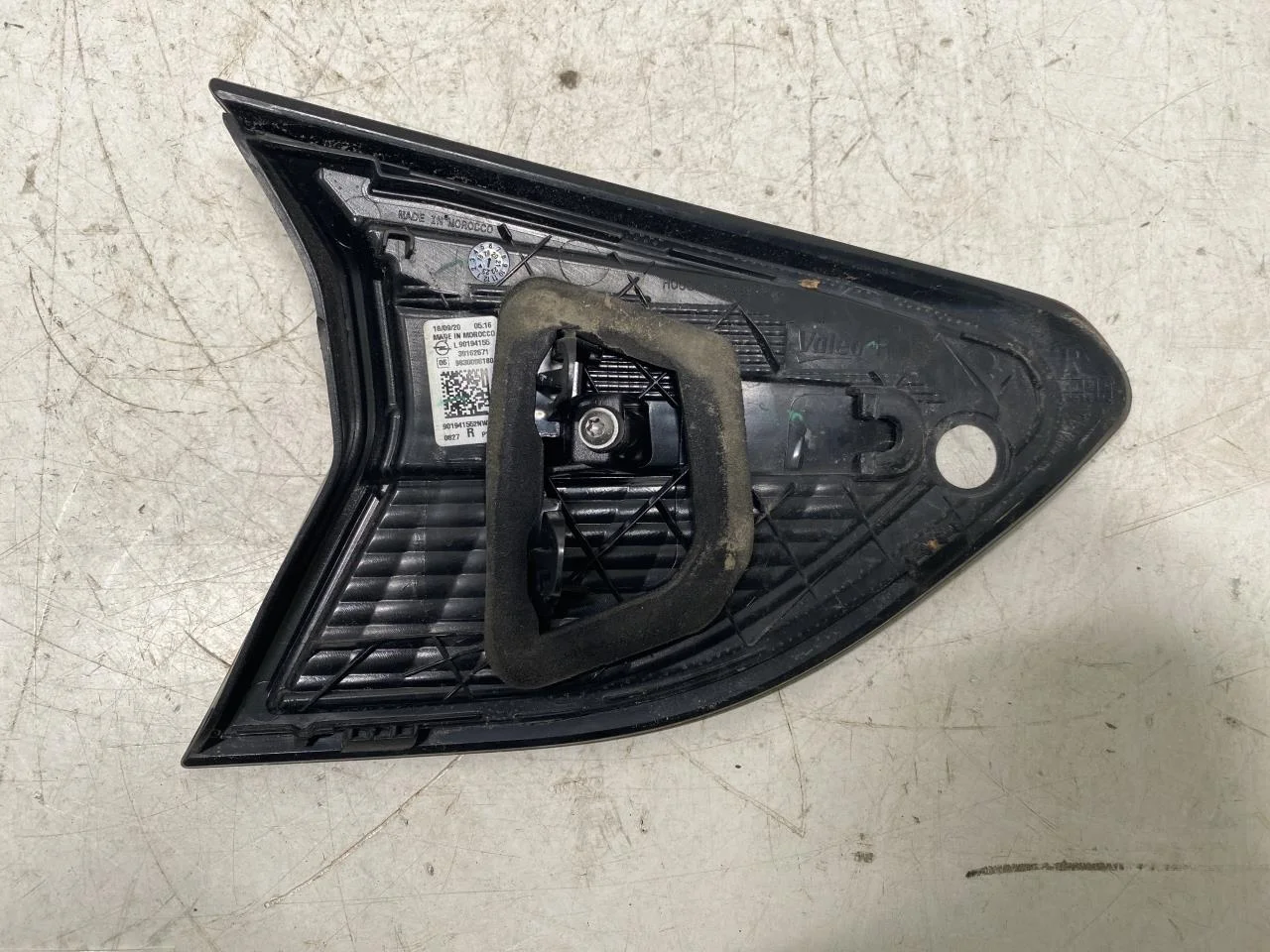 Opel / Vauxhall CORSA F 2020- Lampă spate dreapta pe hayon, interioară vedere 3