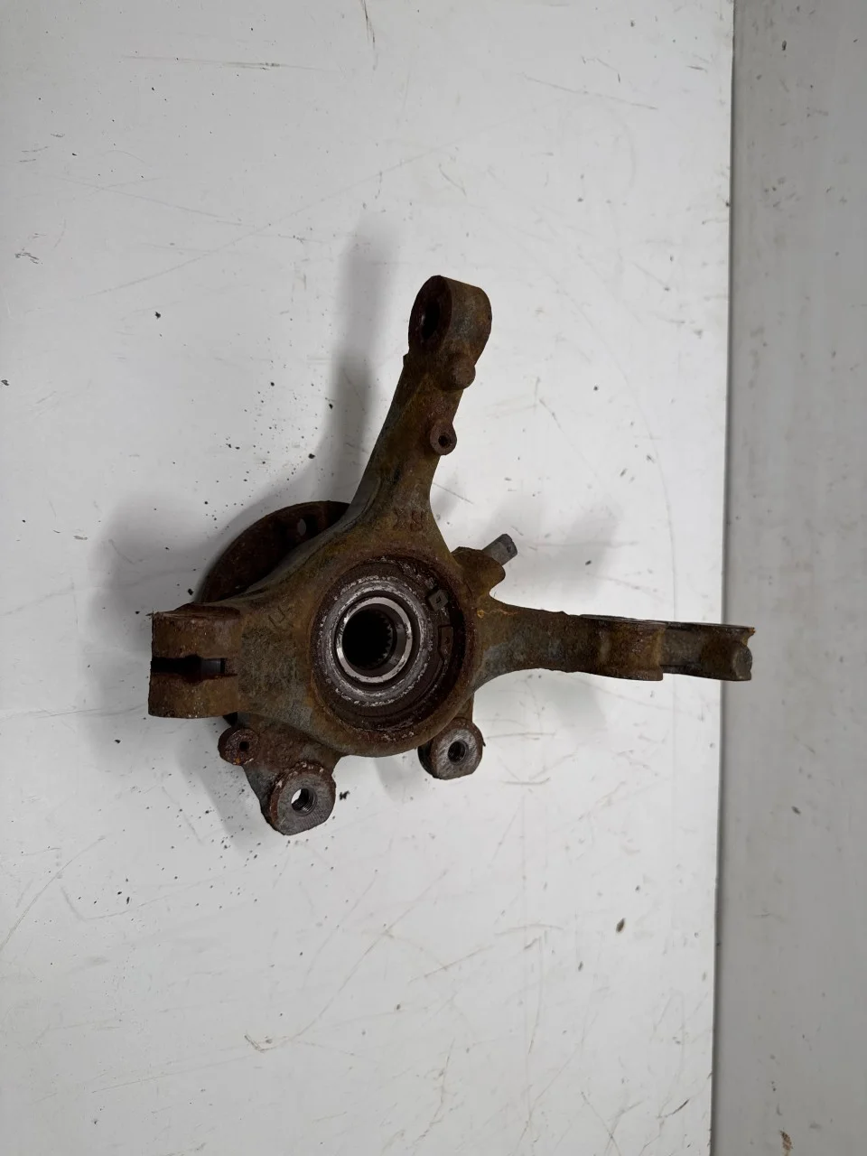 Opel / Vauxhall CORSA F 2020- Stub axle carrier, left front view 4