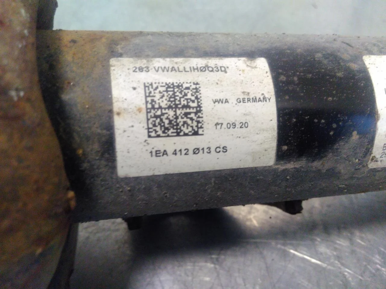 Volkswagen ID.3 2021- Rugóstag (gólyaláb), első, bal view 2