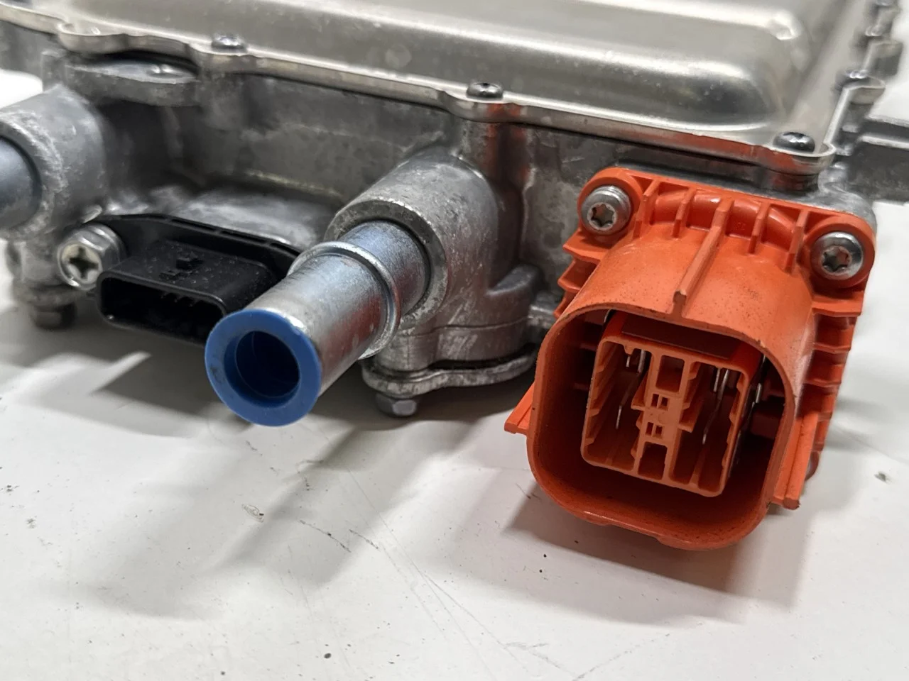 Ford E-TRANSIT 2022- Inverter, 12-220V nézet 3