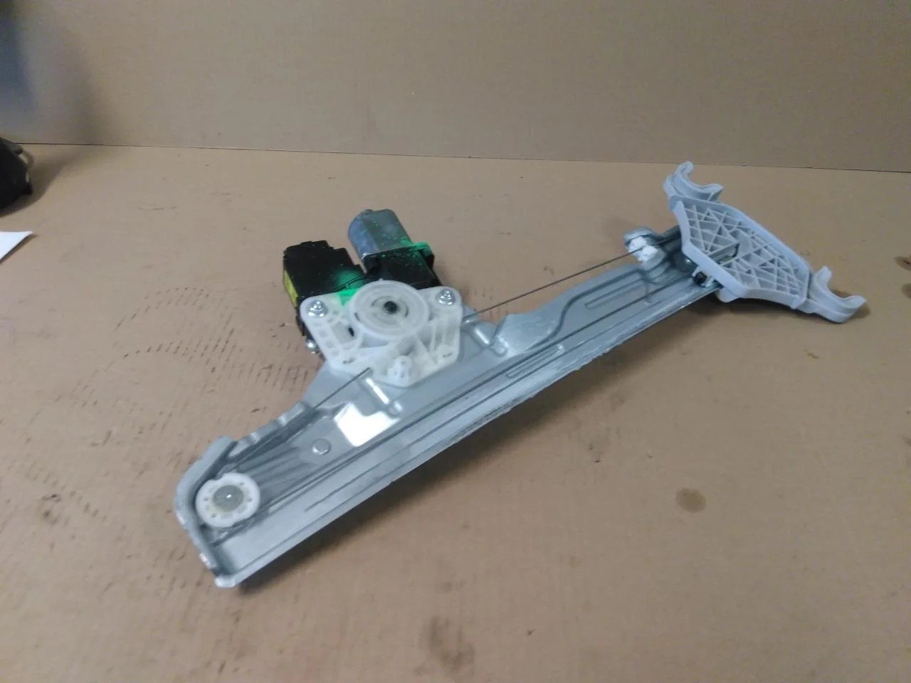 Hyundai KONA / ELECTRIC 2018-23 Electric window regulator, complete
