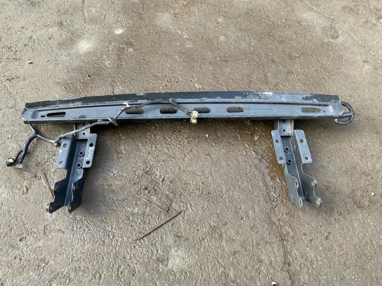 Ford E-TRANSIT 2022- Bumper reinforcement beam, rear