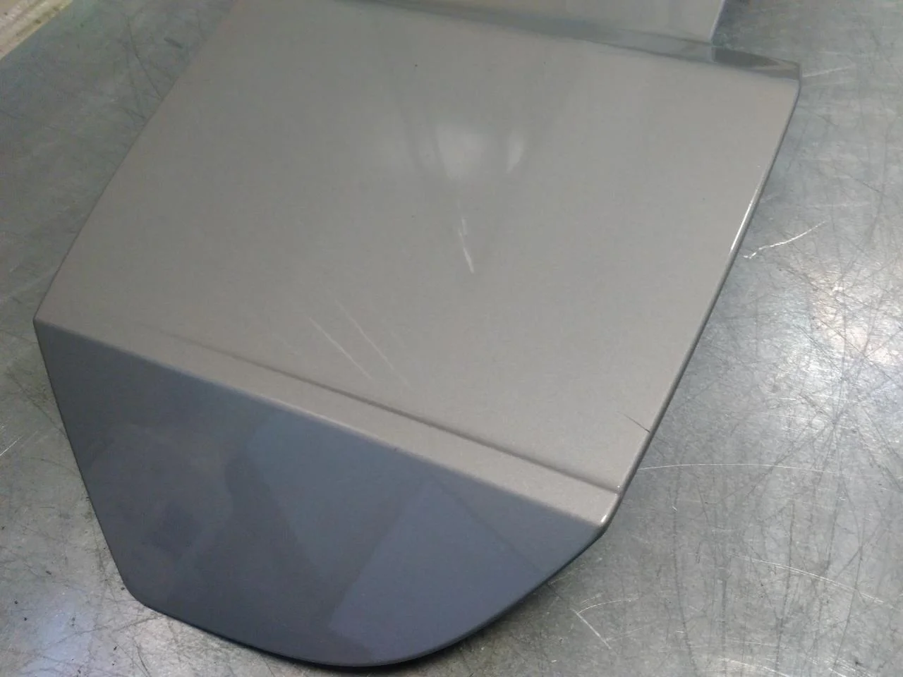 Volvo C40/RECHARGE 2021-> Spoiler, tailgate view 2