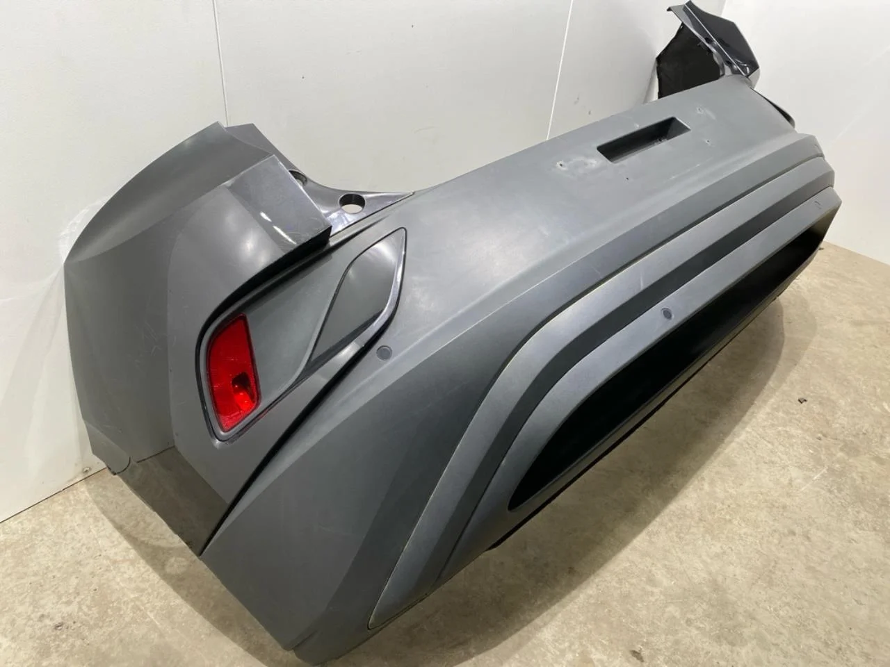 Volkswagen ID.4 2021- Rear bumper view 2