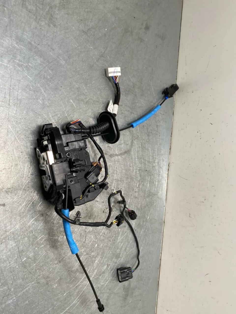 Door lock housing