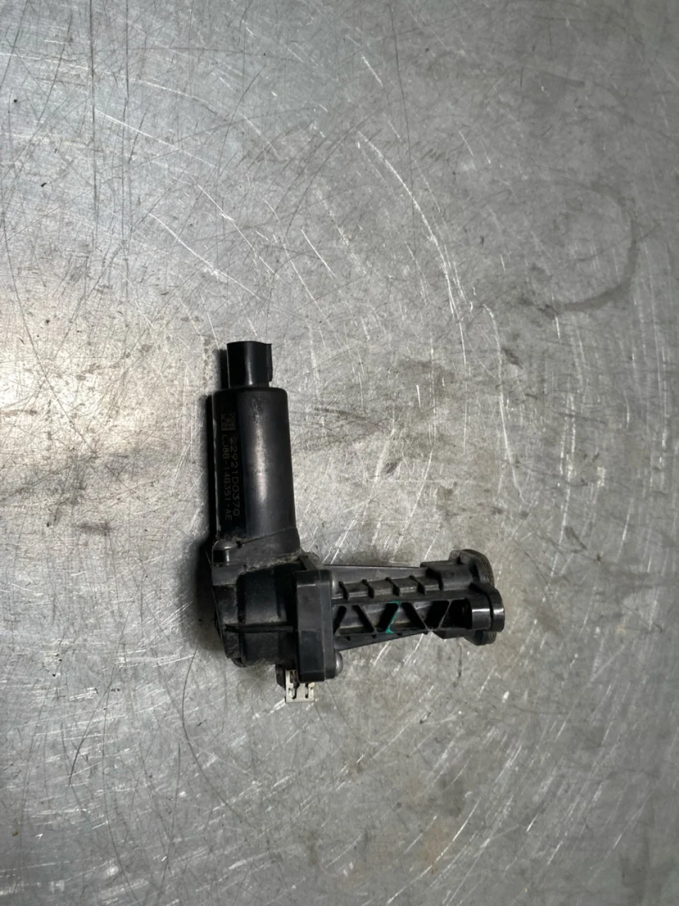 Ford MUSTANG MACH-E 2021- Door lock housing
