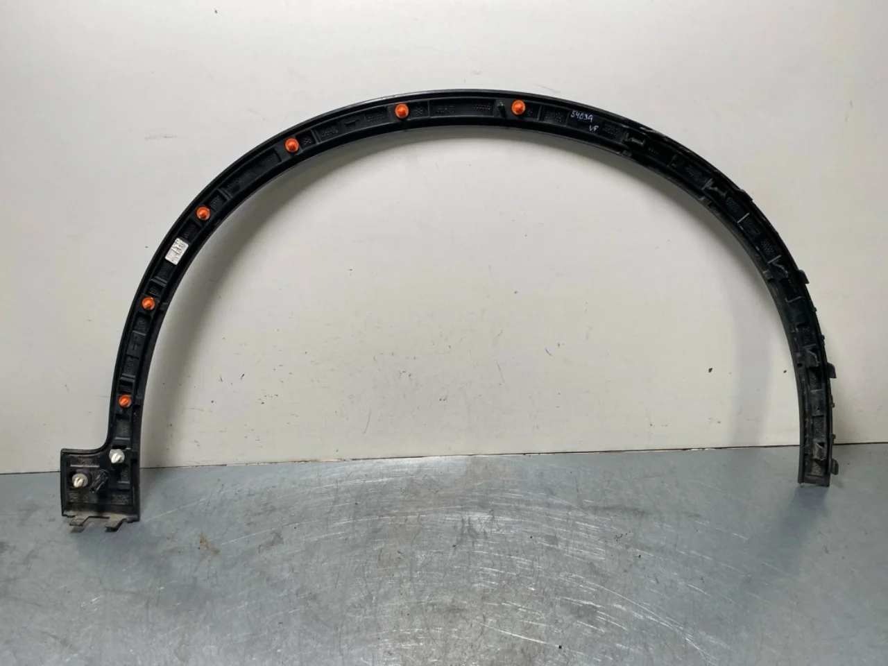 Polestar 2 2020- Wheel arch trim view 2