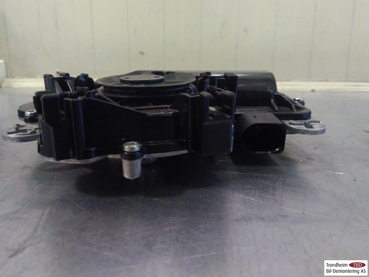 Volkswagen ID.4 2021- Tailgate opener, automatic view 3