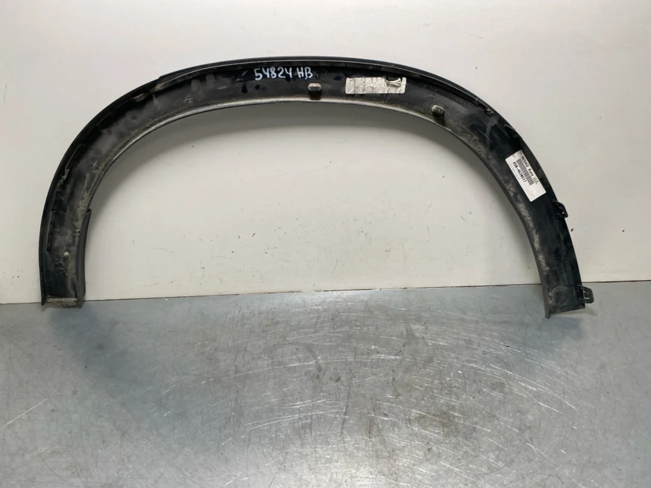 Mercedes EQE SUV X294 2022- Wheel arch trim view 2