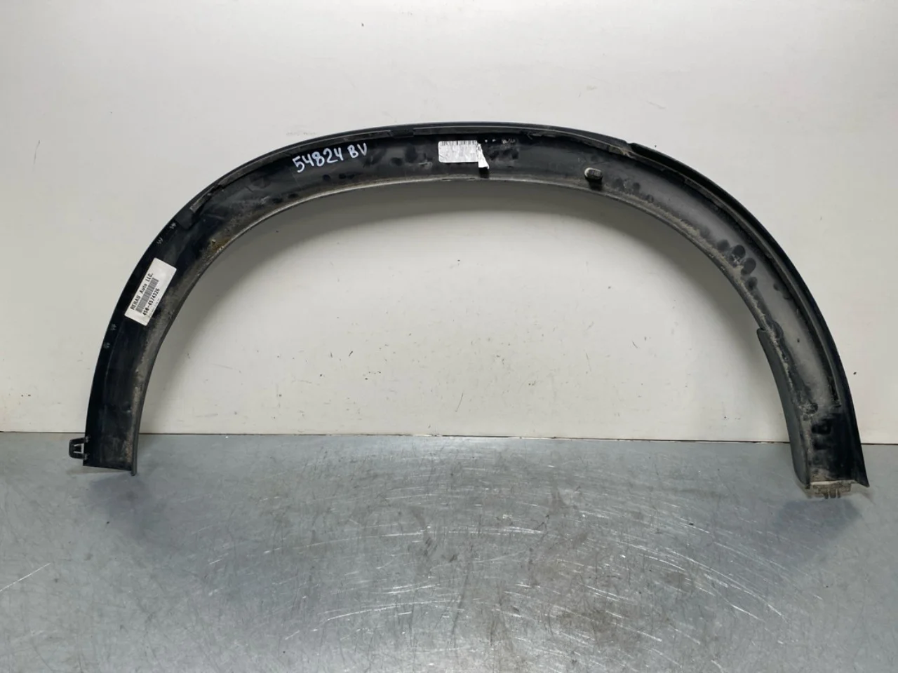 Mercedes EQE SUV X294 2022- Wheel arch trim view 2