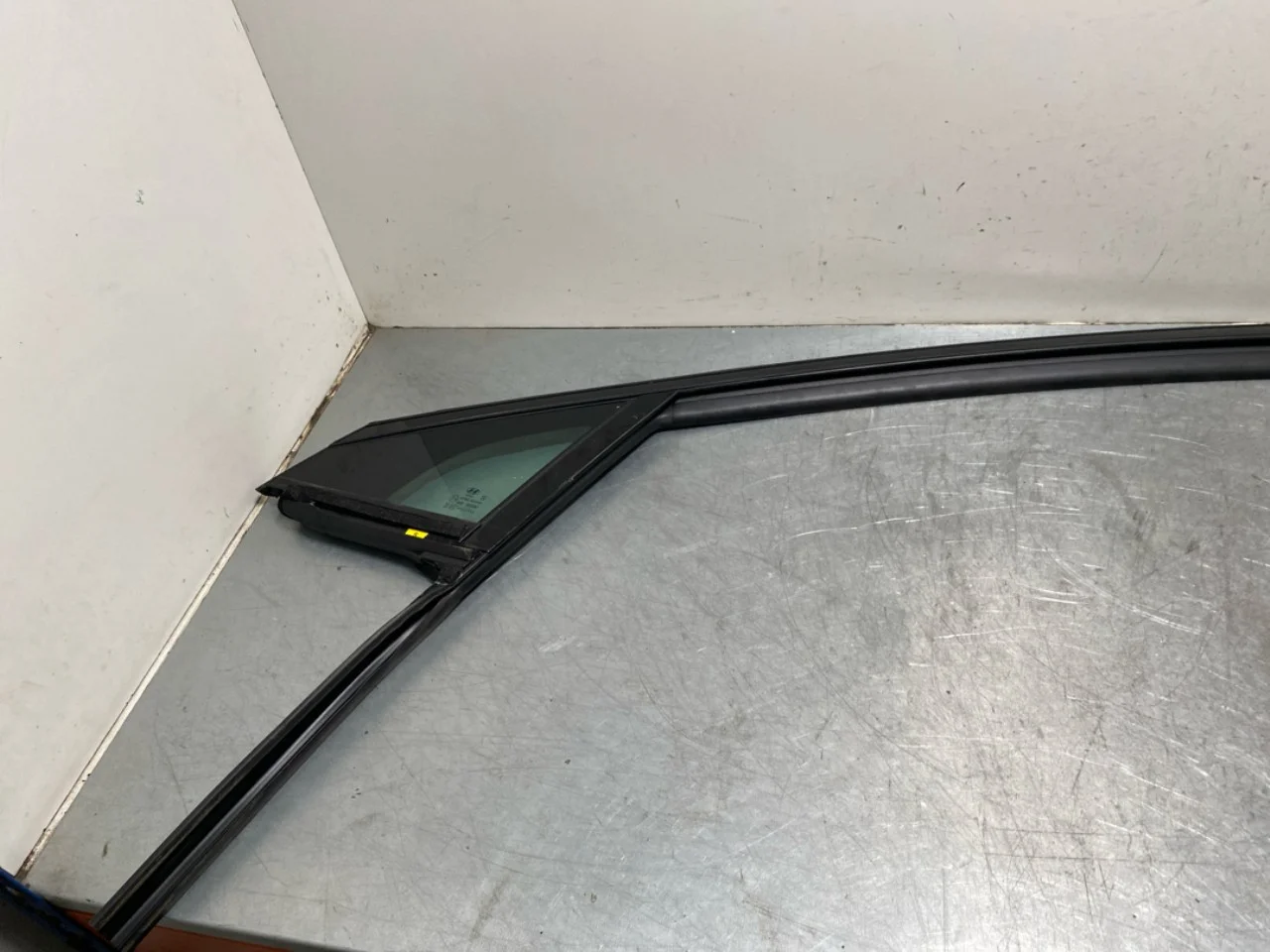 Trim molding, other view 2