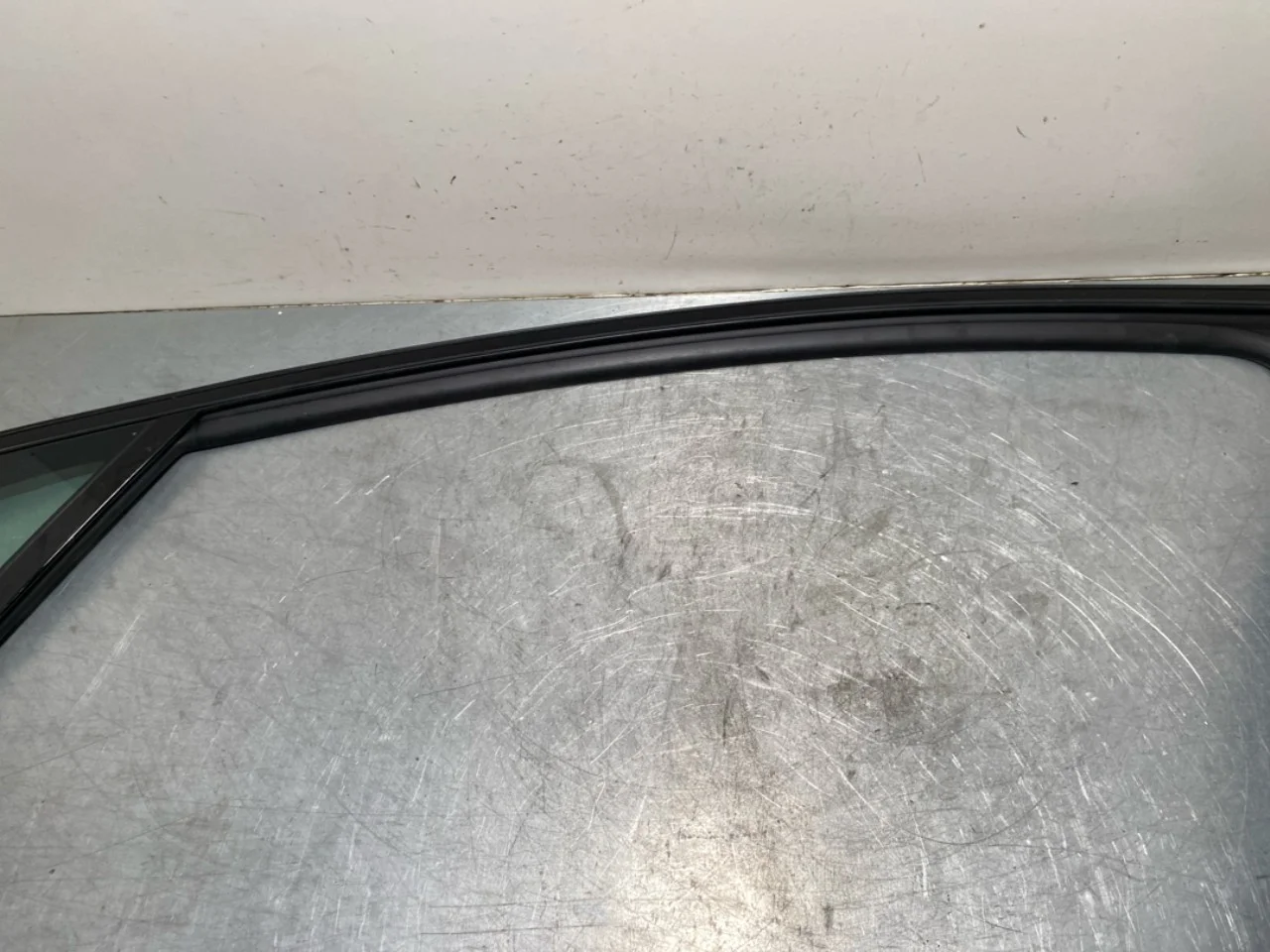 Trim molding, other view 4