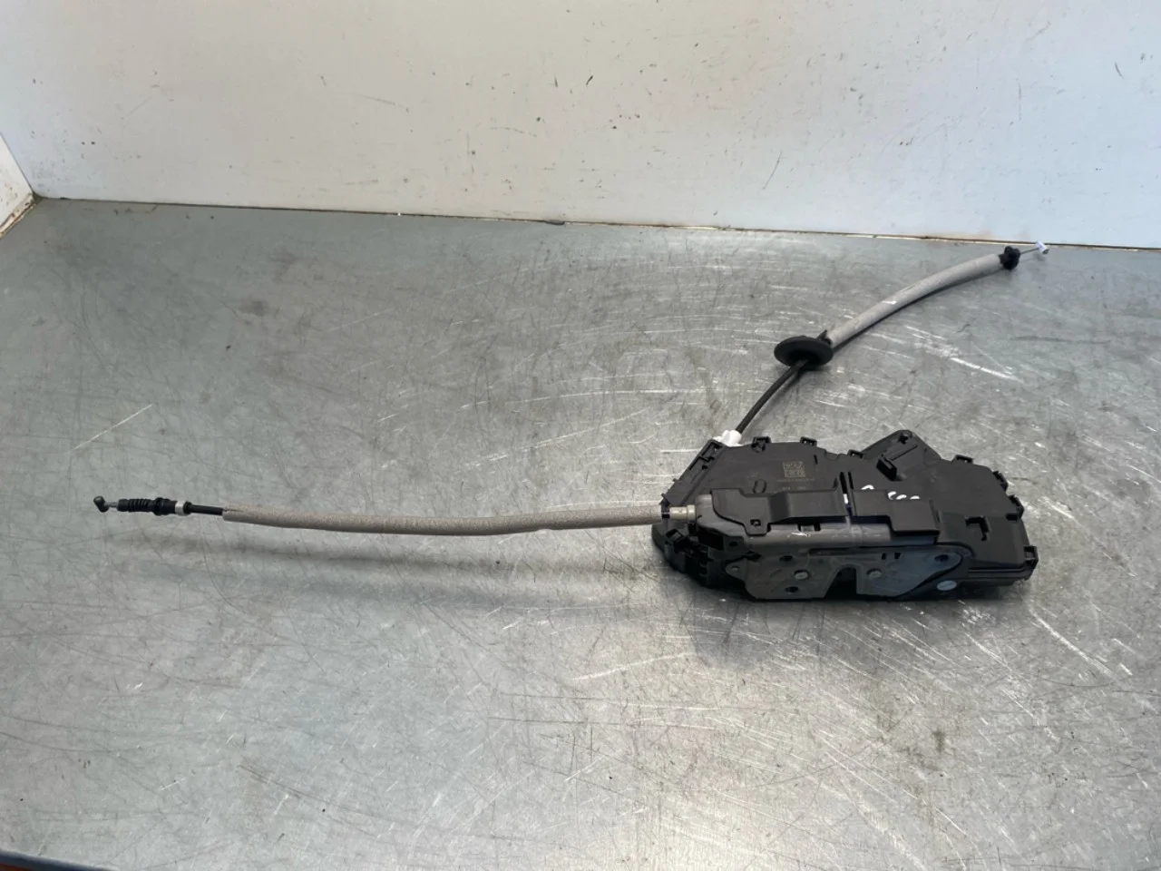 Ford EXPLORER ELECTRIC 2024- Door lock housing
