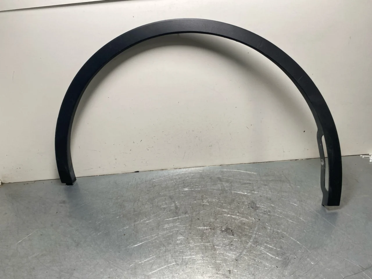 Tesla MODEL Y 2021- Wheel arch trim