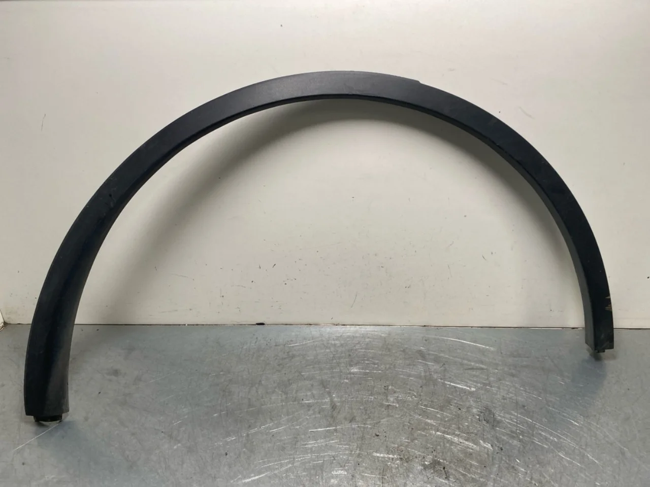 Tesla MODEL Y 2021- Wheel arch trim