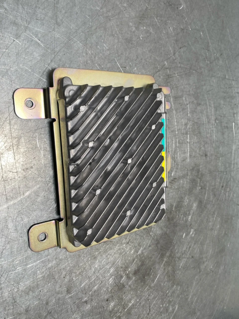 Radio / hi-fi amplifier