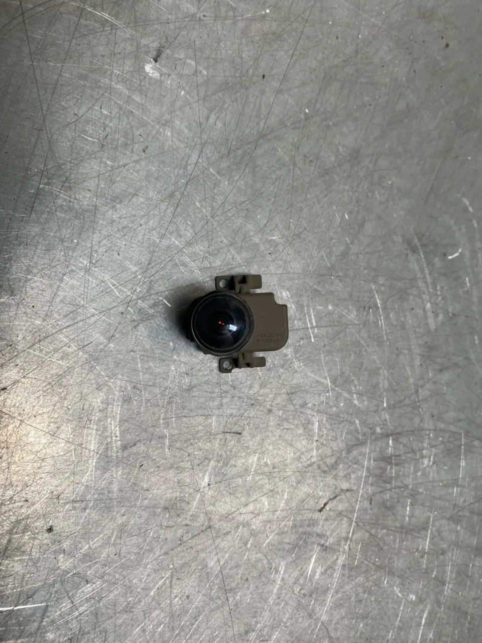 Tesla MODEL Y 2021- Exterior camera