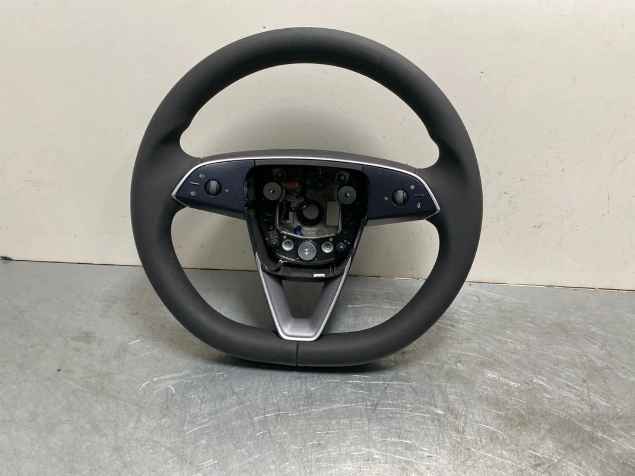Tesla MODEL Y 2021- Kormánykerék