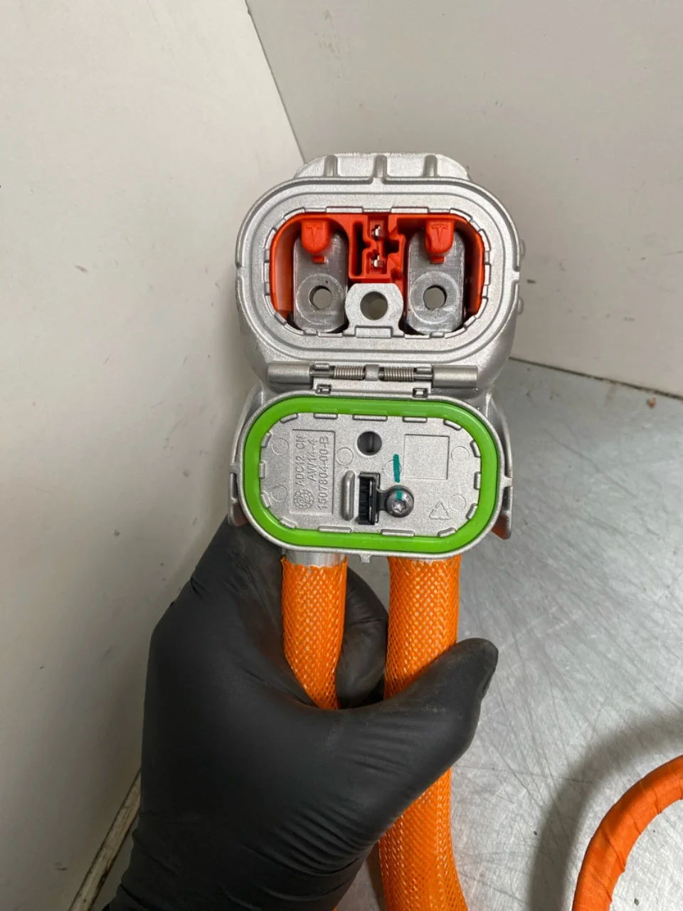 Tesla MODEL Y 2021- Wiring harness, high voltage view 4