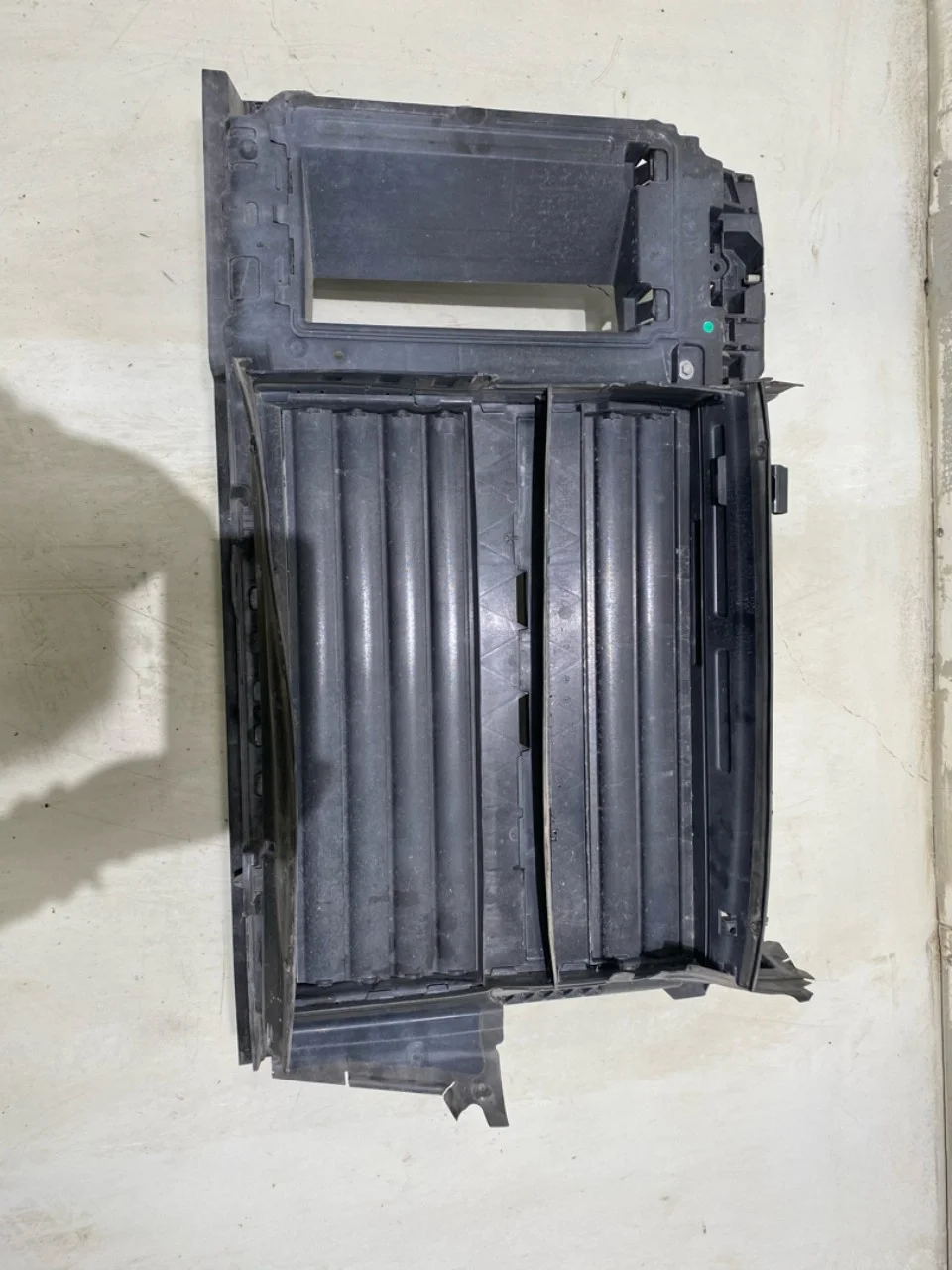 Opel / Vauxhall CORSA F 2020- Front panel view 3