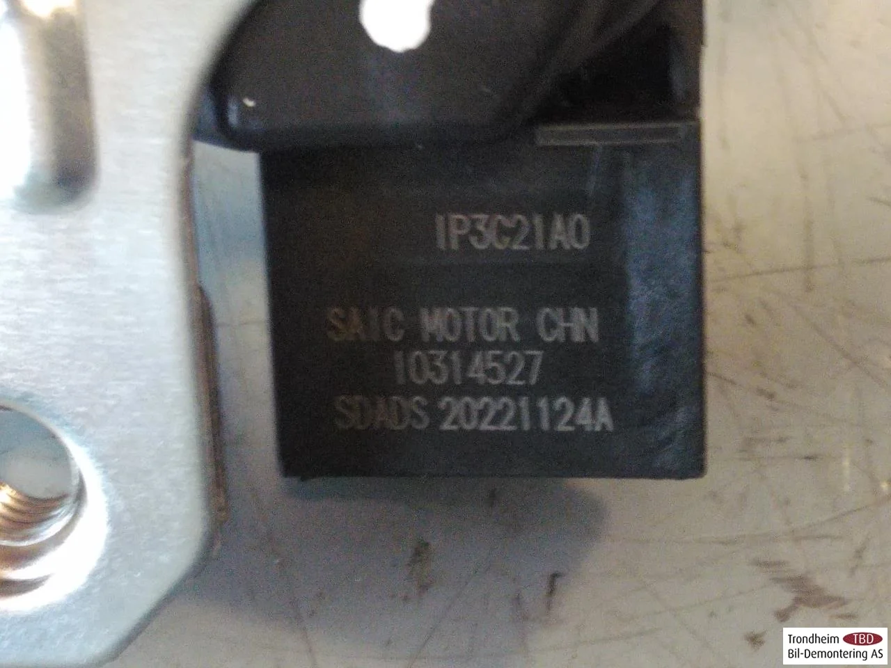 Mg MG4 EH32 2023- Csomagtérajtó zár vedere 4
