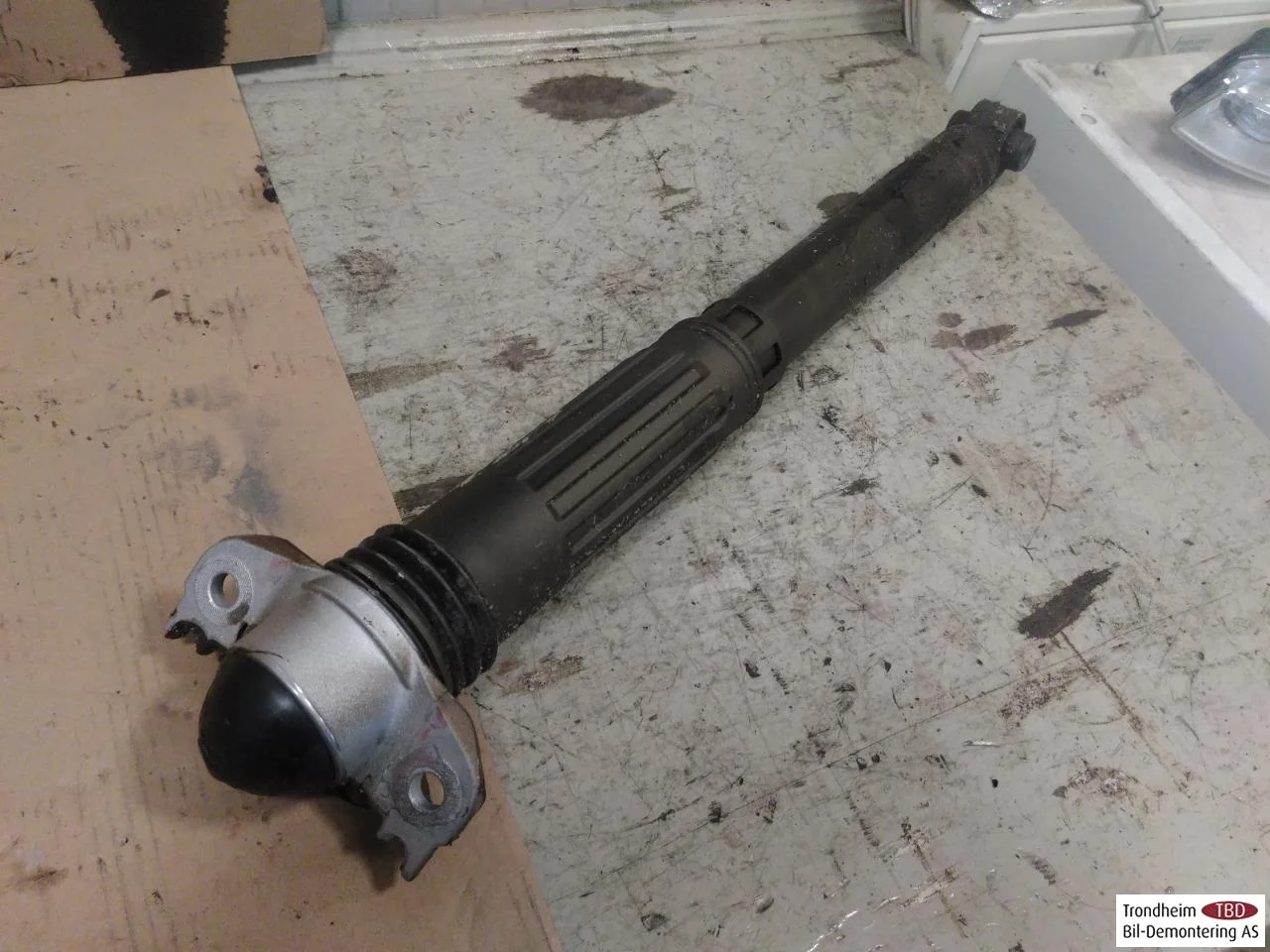 Mg MG4 EH32 2023- Lengéscsillapító, hátsó vedere 2