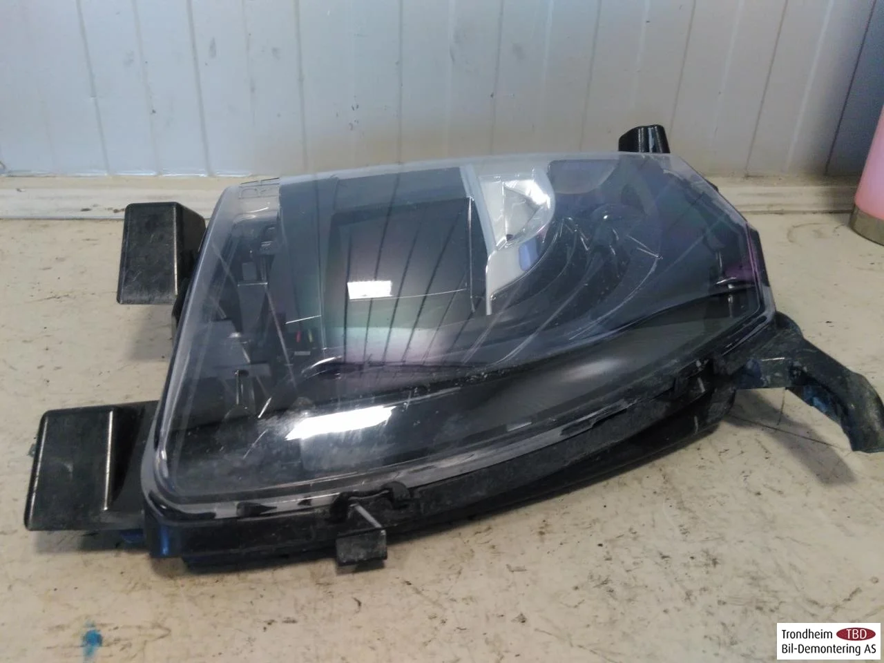 Tesla MODEL S 2013- Lampă de viraj / proiector ceață vedere 3