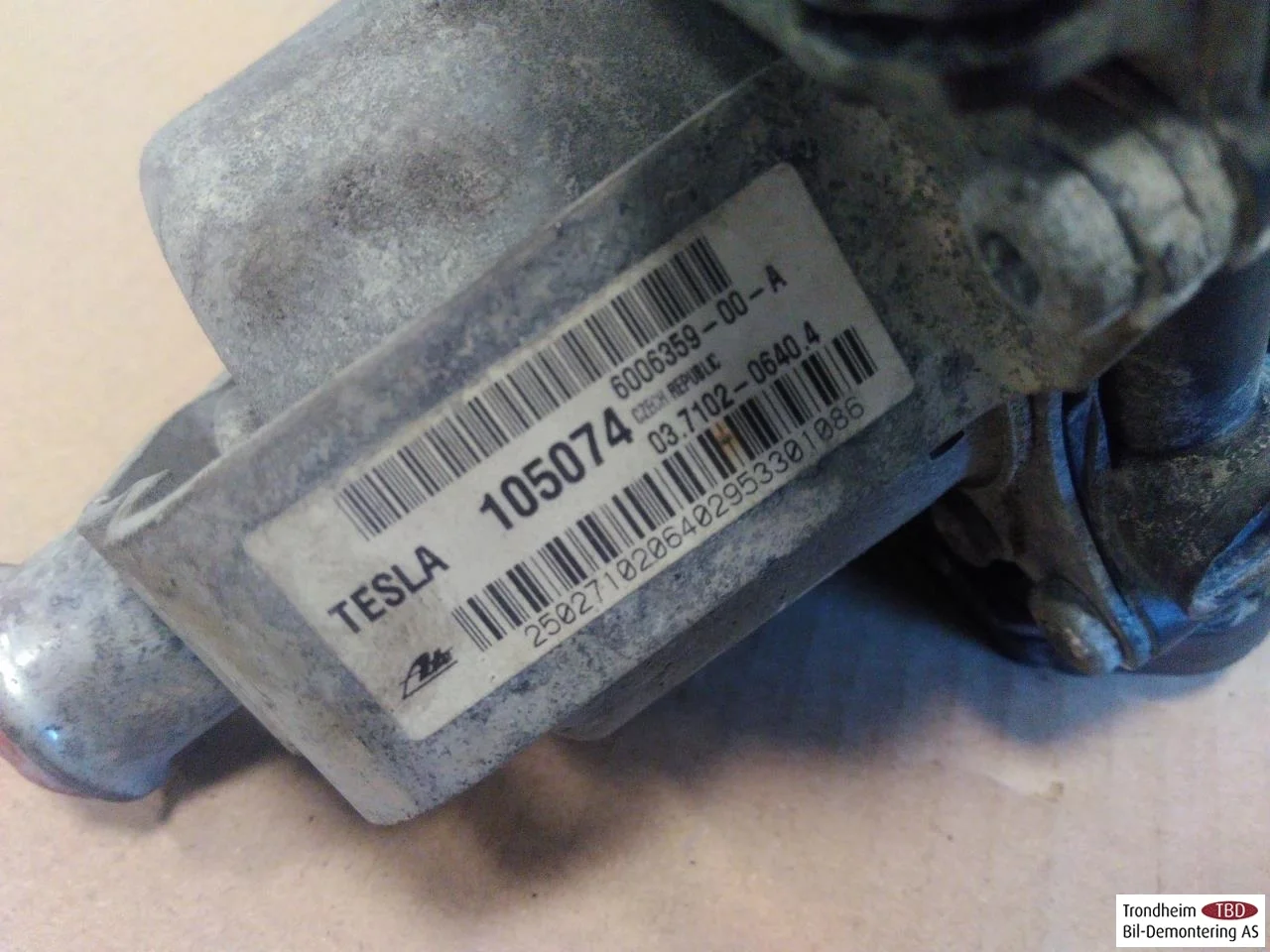 Tesla MODEL S 2013- Pompă de vacuum vedere 3