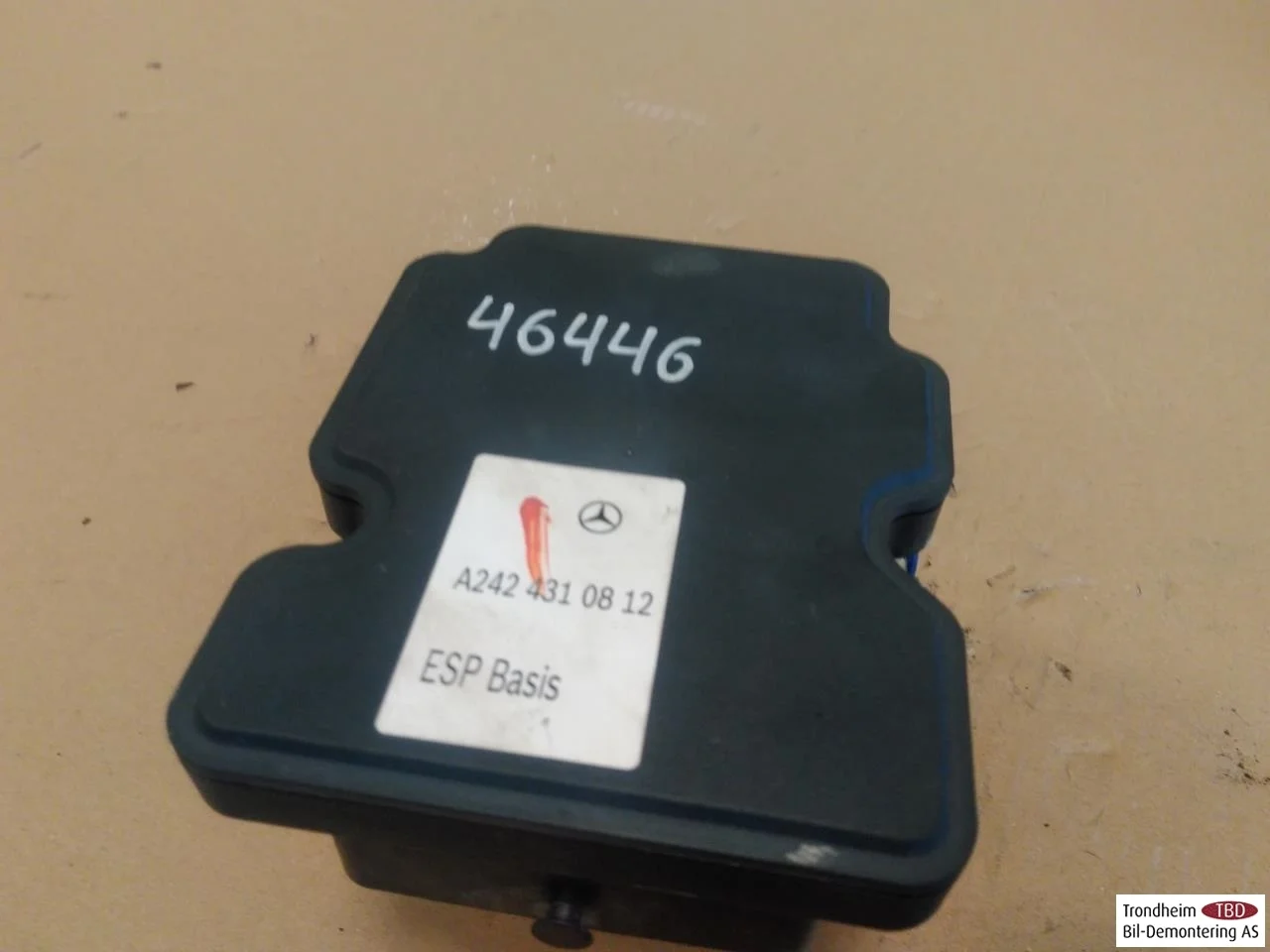 Mercedes B 180-200 W246/W242 2012-19 ABS hydraulic unit view 2