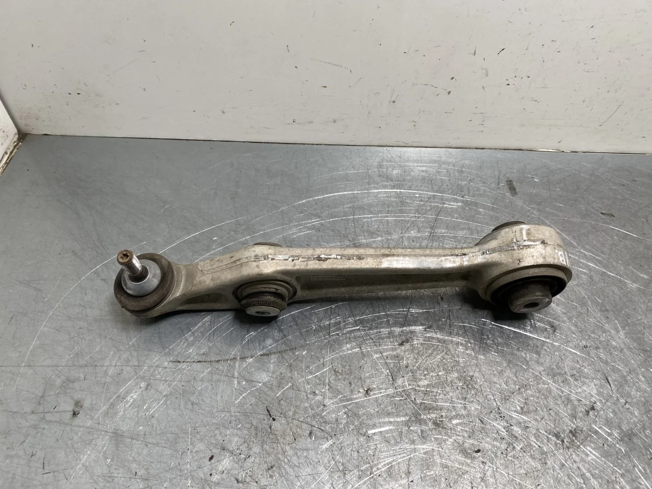 Tesla MODEL S 2013- Front left control arm