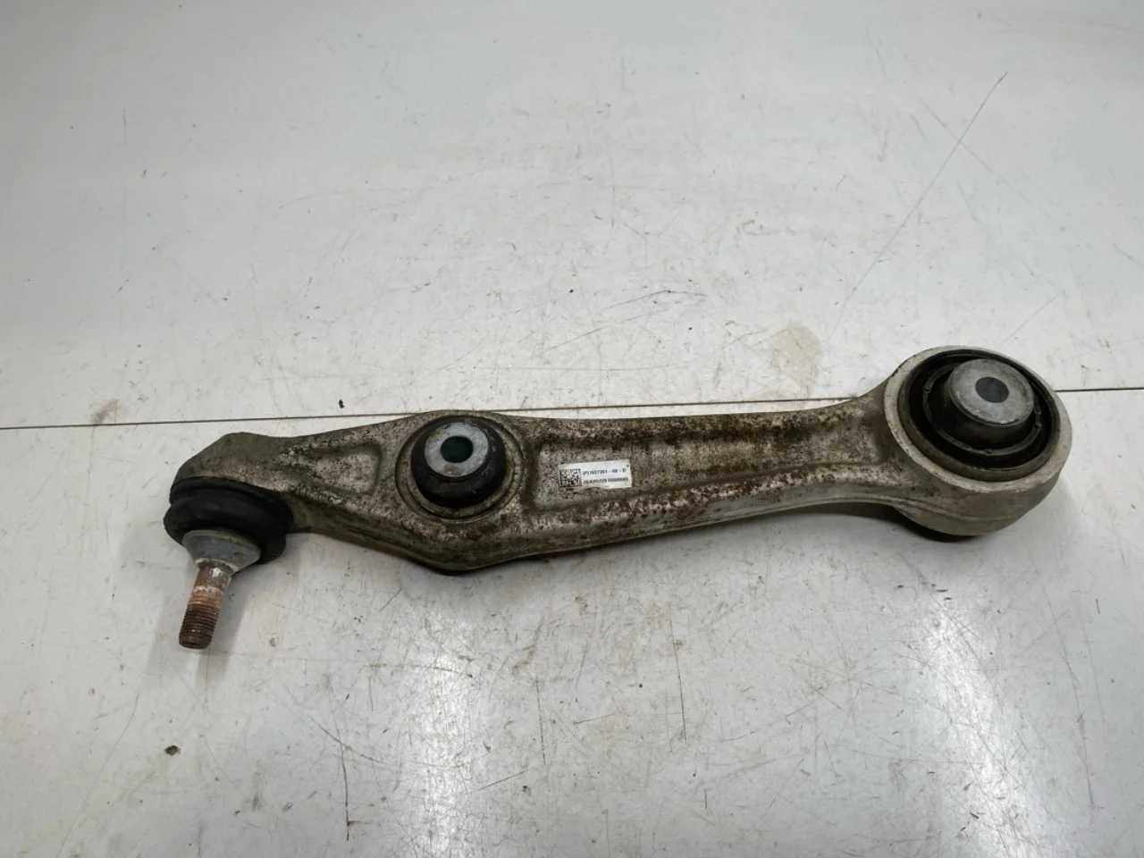 Tesla MODEL S 2013- Front left control arm