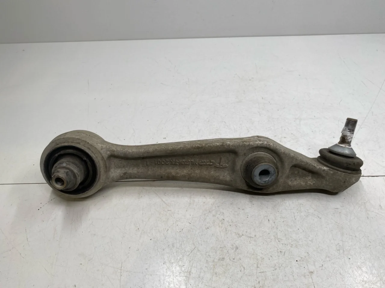 Tesla MODEL S 2013- Front left control arm