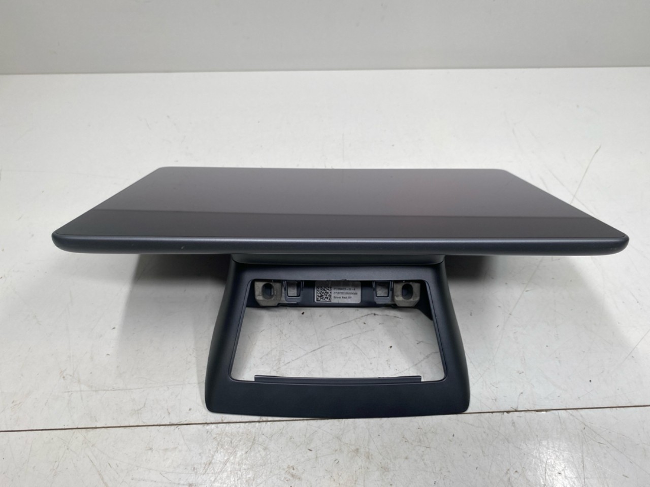 Tesla MODEL Y 2021- Afișaj multifuncțional vedere 4