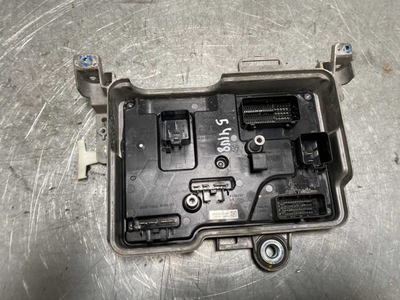 Tesla MODEL Y 2021- Climate control unit