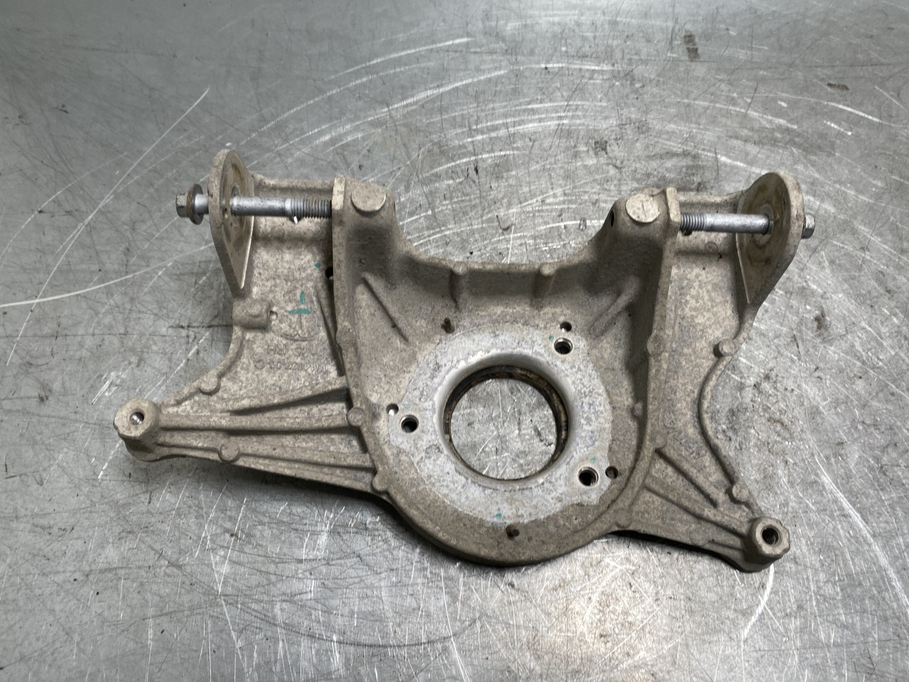 Tesla MODEL Y 2021- Control arm, front right, upper view 2