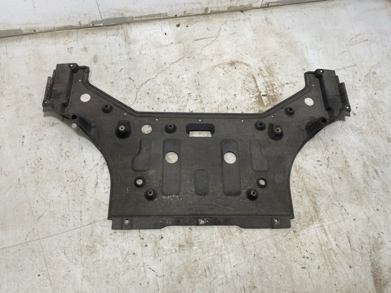 Kia EV6 2022- Underbody protection plate (engine/gearbox/floor)