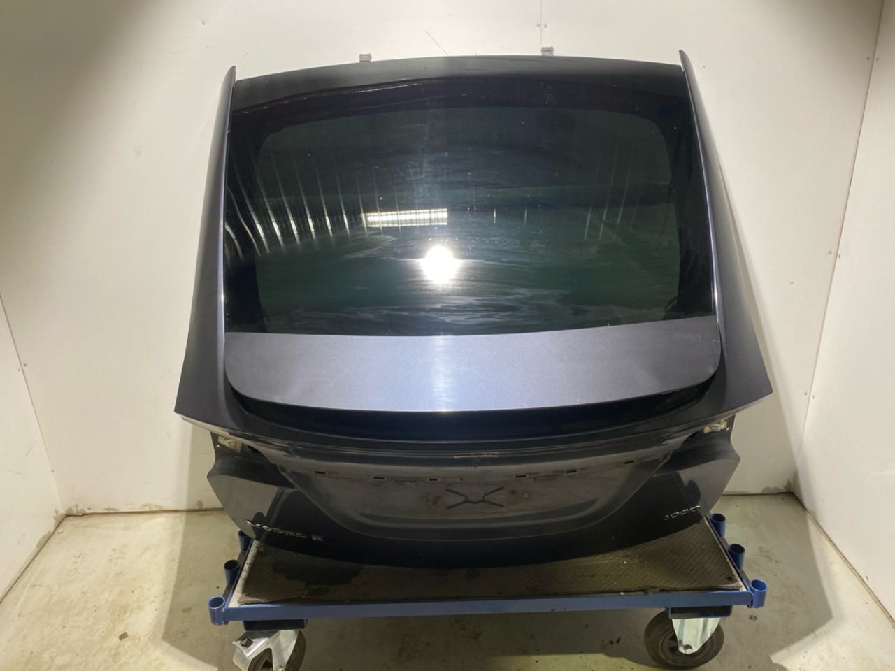 Tesla MODEL X 2016- Tailgate, estate
