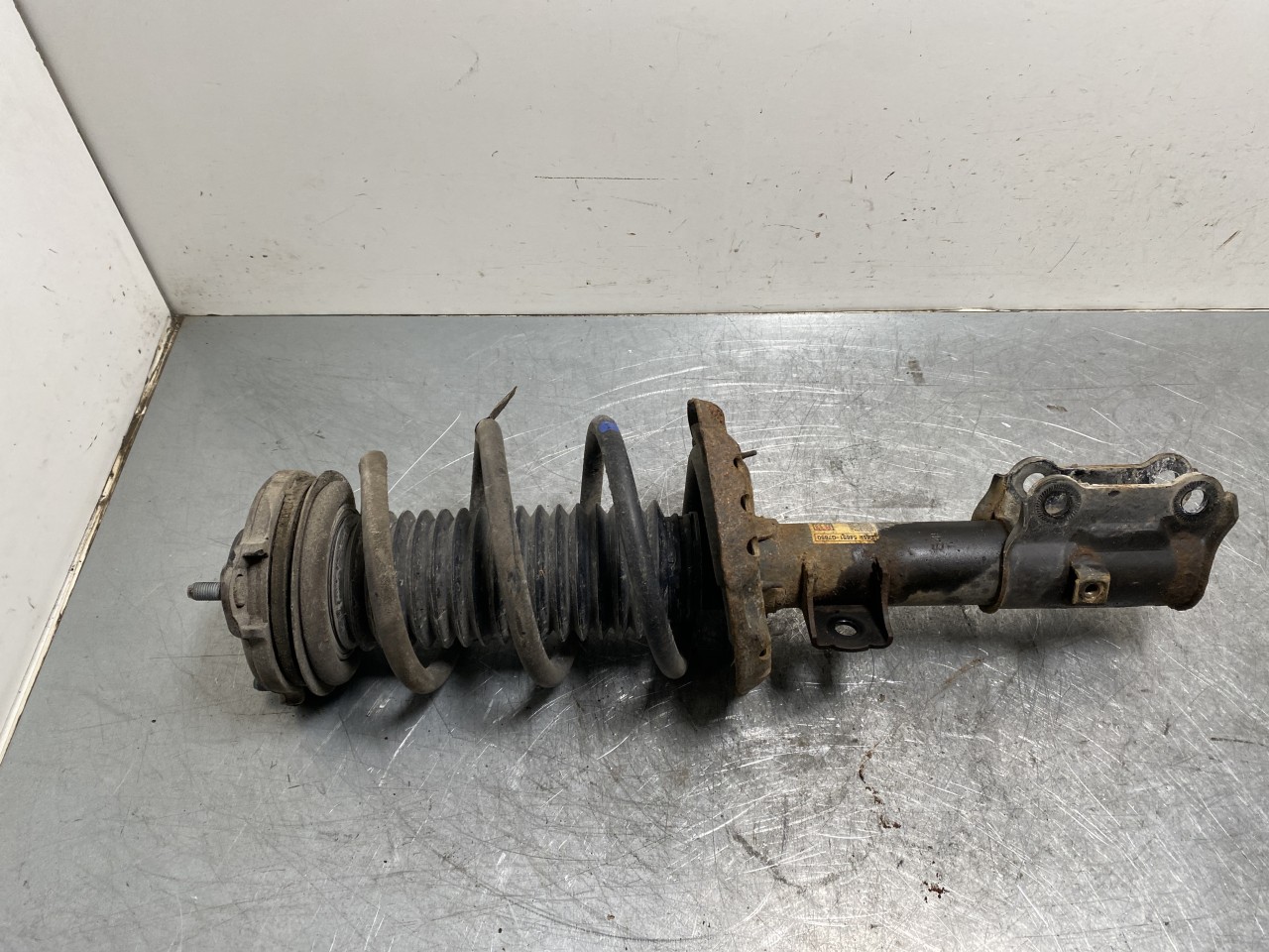 Hyundai IONIQ AE 2017-22 Strut assembly, front right