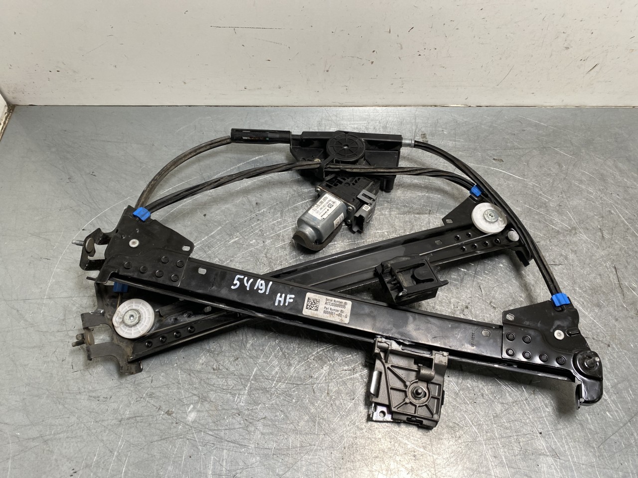 Tesla MODEL S 2013- Electric window regulator, complete view 4