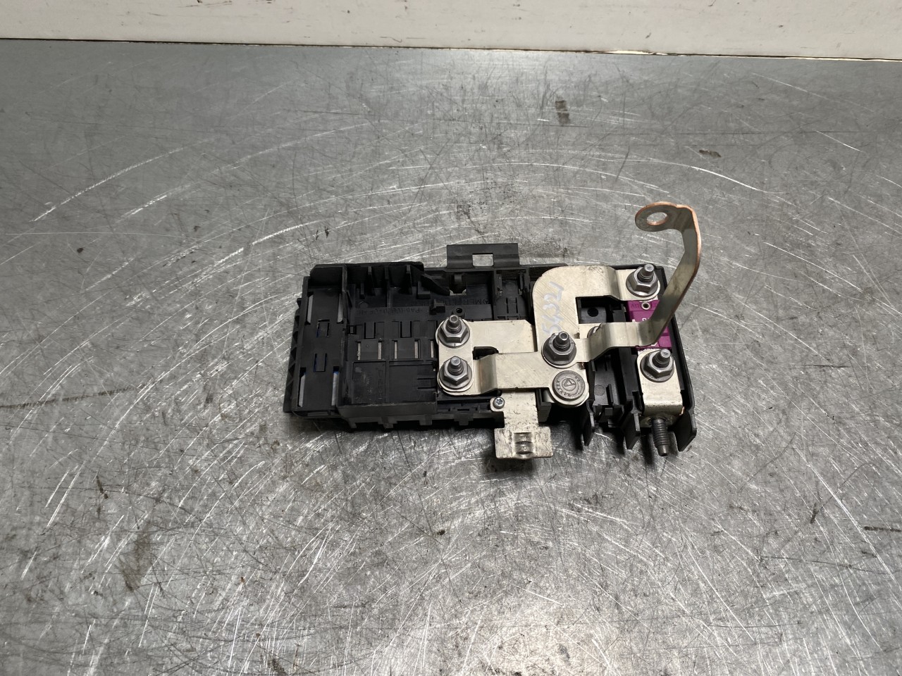 Mercedes B 180-200 W246/W242 2012-19 Biztosítékdoboz / elektromos központ