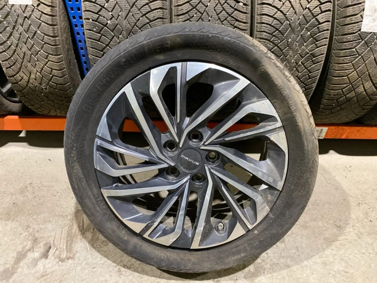Maxus EUNIQ5 MPV 2021- Jantă aliaj