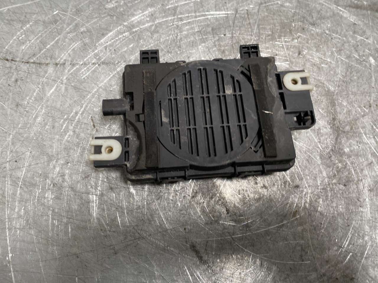 BMW X1/IX1 U11 2023- Engine sound speaker view 2