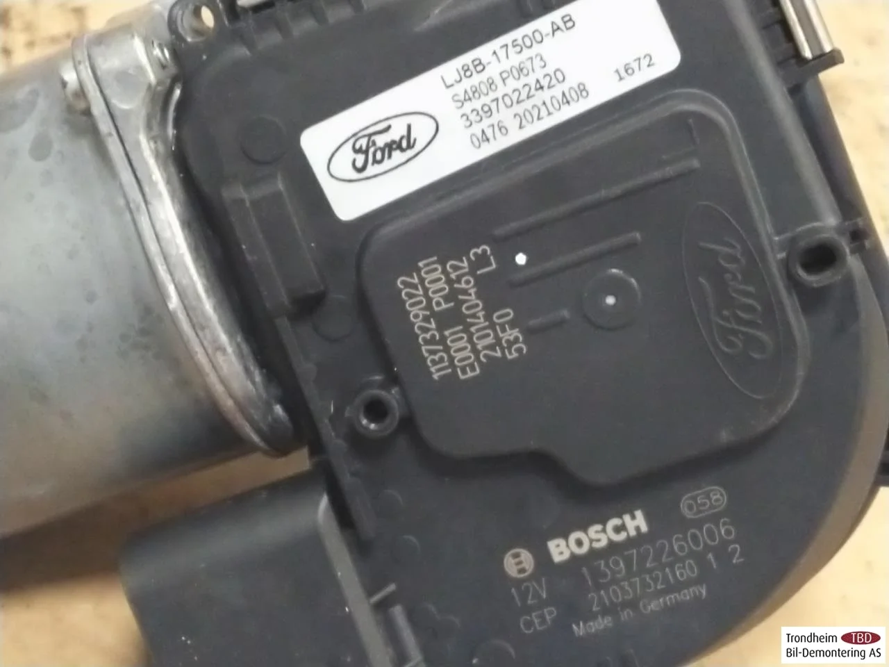 Ford MUSTANG MACH-E 2021- Ablaktörlő motor, szélvédő view 4